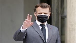 فرنسا تدعو لبنان لإطلاق مشاورات برلمانية فورا لاختيار رئيس وزراء جديد