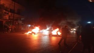 بالصور : مساء قطع  طرق ساحة النجمة في صيدا  إحتجاجا وتدابير للجيش اللبناني