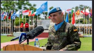 بالصور : اليونيفيل احتفلت باليوم الدولي لحفظة السلام التابعين للأمم المتحدة ... الجنرال لاثارو : لقد احدثتم على مدى 16 عاما استقرارا غير مسبوق في لبنان