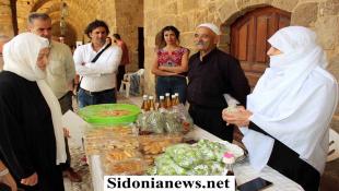 بالصور : خان الإفرنج في صيدا استضاف سوق المزارعين للمونة اللبنانية التقليدية لدعم صغار المنتجين والمزارعين