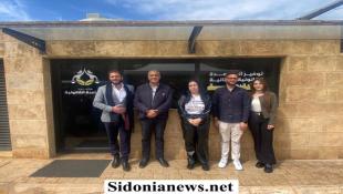 رئيس بلدية صيدا يزور مركز المساعدة القانونية في حديقة الشيخ زايد بن سلطان آل نهيان