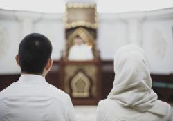 التفاوت بين أخلاقيات الزواج على مستوى القرآن الكريم والتأويلات الفقهية