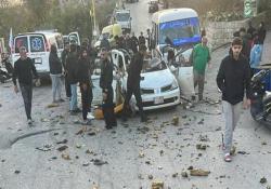 ضحية و11 جريحاً باستهداف سيارة في بلدة الطيري جنوبي لبنان