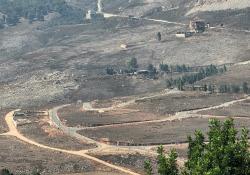 بالصور : الجيش الإسرائيلي ينشر مشاهد دخوله أنفاق علي الطاهر... كيف بدت التلال بعد تفجيرها؟