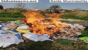 السعودي: شرطة بلدية صيدا رصدت إحراق أكياس وعلب فارغة لمواد غذائية يشتبه بأنها مدعومة