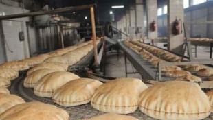 رئيس تجمع نقابة أصحاب الأفران المستقلة والباتيسري: لم تعد لدينا كميات من الطحين للاستمرار في إنتاج الخبز