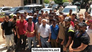 بالصور : النائب أسامة سعد استقبل عمال معمل معالجة النفايات في صيدا، وأجرى اتصالا مع مدير المعمل لانصافهم