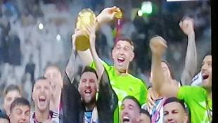 مونديال قطر ٢٠٢٢ : الارجنتين تتوج بكأس العالم بفوزها على  فرنسا بركلات الترجيح