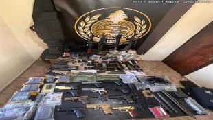 بالصور : الجيش اللبناني : توقيف مواطن ضمن إطار مكافحة تجارة الأسلحة