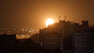 بالصور : غارات جويّة على قطاع غزة والجيش الإسرائيلي يعلن رسمياً انتهاء العملية العسكرية في جنين