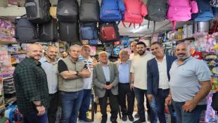 بالصور: رئيس لائحة سوا لصيدا المهندس مصطفى حجازي يجول وأعضاء اللائحة في السوق التجاري للمدينة
