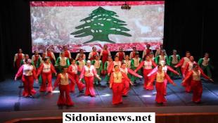 بالصور : ويبقى لبنان عرض مسرحي استعراضي  لناديي الدراما والرقص في ثانوية رفيق الحريري يجسد تعلق اللبناني بوطنه مهما قست عليه الحروب والأزمات