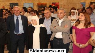 بالصور : في خان الإفرنج .. سكوت يعلو صوته  بلمسات وإبداع طلاب جامعة رفيق الحريري