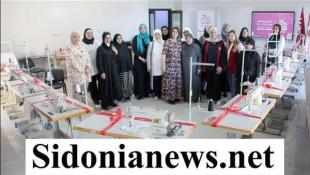 بالصور: جمعية أهلنا برئاسة السيدة سحر جلال الدين الجبيلي  سلّمت ماكينات خياطة لـ 15 سيدة من عائلات مشمولة برعايتها ضمن مشروعها تمكين النساء بوسائل انتاج - قطاع سبل العيش