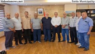 بالصور: وفد منظمة التحرير واللجان الشعبية الفلسطينية في صيدا زار المهندس مصطفى حجازي  مهنئا بإنتخابه رئيسا لبلدية صيدا ولإتحاد بلديات صيدا الزهراني