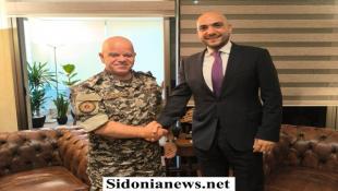 الصيدلي عمر مرجان زار مدير عام أمن الدولة اللواء الركن إدكار لاوندس