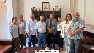 بالصور : النائب أسامة سعد يستقبل أعضاء لجنة المهرجانات في بلدية صيدا