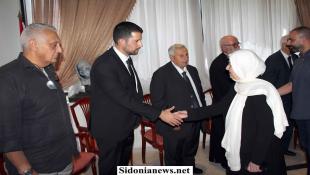 بالصور : بهية الحريري قدمت بإسم الرئيس سعد الحريري التعازي لرئيس بلدية بقسطا ابراهيم مزهر والعائلة بوفاة عمه
