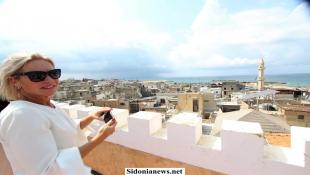 بالصور : المنسقة الخاصة للأمم المتحدة زارت صيدا بدعوة من بهية الحريري وجالت برفقتها في المدينة القديمة