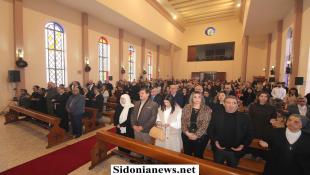 بالصور: ثانوية راهبات مار يوسف الظهور تحتفل بتدشين كنيستها بعد إعادة ترميمها.| المطران إسـايّان: بدون ترميم الإنسان لا ترميم لأي شي !