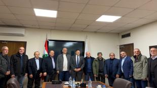 بالصور : وفد من مخاتير بيروت يزور مرفأ بيروت ويلتقي النفّي