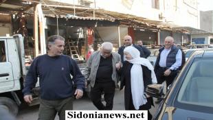 بالصور : بهية الحريري تتابع مع مجلس الجنوب تسريع عمليات رفع ومسح أضرار الغارة على المدينة الصناعية في سينيق