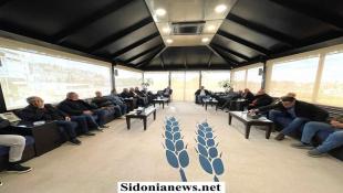 بالصور: رجل الأعمال السيد مرعي أبو مرعي يستقبل وفدا من جمعية كشافة الفاروق ووفودا من صيدا وقرى شرقها ويجدد موقفه من قضية النفايات في جزين