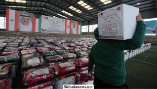 بالصور: قوافل الرحمة في عامها الخامس: مساعدات كويتية لـ819 عائلة في المخيمات الفلسطينية بلبنان | مركيز: قوافل الرحمة رسالة تضامن كويتي مع أهلنا في المخيمات الفلسطينية في لبنان