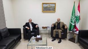 بالصور : الدكتور بسام حمود يستقبل رئيس جمعية المقاصد الخيرية الإسلامية في صيدا الأستاذ فايز البزري