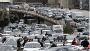 حكومة سلام تلعب بالنار!