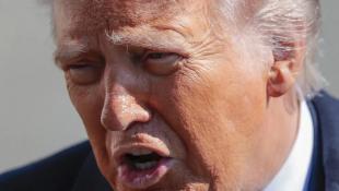 بدأنا عملية كبيرة ... ترامب يهدّد إيران: القوا السلاح وإلا قضينا عليكم