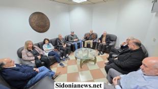 بالصور : الدكتور بسام حمود يلتقي تجمع المؤسسات الأهلية في صيدا والجوار والبحث يتناول تداعيات العدوان على المستوى الإنساني والإجتماعي