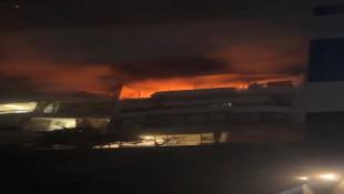 بالفيديو والصور : فجرا : شهيد في غارة إسرائيلية إستهدفت شقة سكنية في منطقة صيدا - الشرحبيل - بقسطا والنيران إندلعت فيها