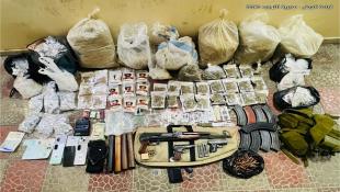 بالصور : الجيش اللبناني : عمليات دهم وتوقيف أشخاص ومصادرة كمية كبيرة من الأسلحة والذخائر الحربية والمخدرات
