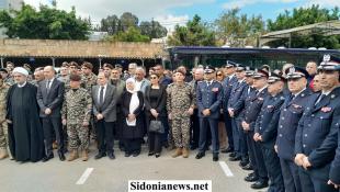 بالصور : بهية الحريري شاركت في مراسم تشييع شهداء أمن الدولة وقدمت التعازي للّواء لاوندس: نأمل أن تثمر تضحيات اللبنانيين بزوغ فجر جديد للبنان