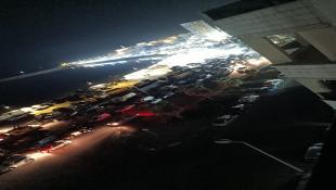 بعد سريان هدنة وقف إطلاق النار منتصف الليل : طوابير سيارات لمواطنين جنوبيين تعبر مدينة صيدا باتجاه بلداتهم وبيان للجيش اللبناني يدعو للتريث