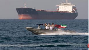 حصارُ مضيق هرمز إيراني وأميركي