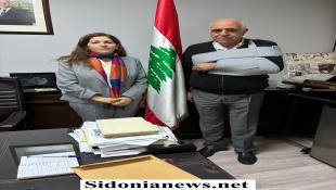 نقيب المحررين جوزف القصيفي تبلغ من المستشارة الاعلامية باسكال قسيس أن مذكرة النقابه حول استشهاد الصحافيين والمصورين في الجنوب تسلمتها بلاسخارت ورفعتها الى الأمم المتحدة