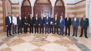 وزير الداخلية الحجار إستقبل محافظ الجنوب ضو ووفد إتحاد بلديات صيدا الزهراني برئاسة حجازي والبحث تناول مشكلة النفايات والنزوح واوضاع البلديات