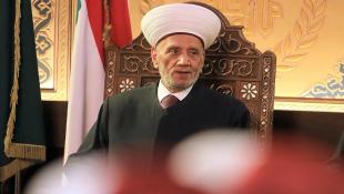 هل يُعيِّنُ المفتي دريان خليفةً مؤقّتاً... ويَستقيل؟  : أفكارٌ مِصرية