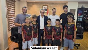 رئيس بلدية صيدا حجازي  يستقبل  أكاديمية رومانيستا احتفاءً بتأهل ثلاث فئات من الاكاديمية لنهائي بطولة كرة الصالات