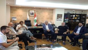 بالصور: إجتماع طارىء موسع في بلدية صيدا لاتحاد بلديات صيدا - الزهراني بحضور وزيرة البيئة تمارا الزين ناقش أزمة النفايات والتوصل لإعلان إعادة فتح معمل المعالجة إعتبارا من اليوم