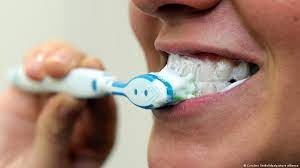 نظافة الفم والأسنان تؤثر بشكل كبير على مرض السكري
